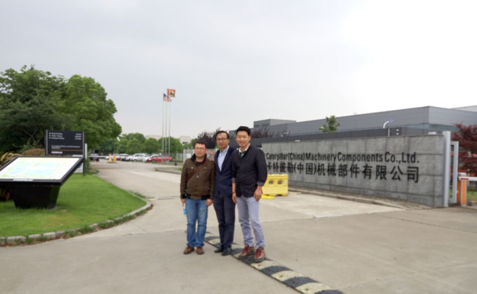 Mr. Zhu and Mr. Tang, an expert in material inventory management, visited Kotler